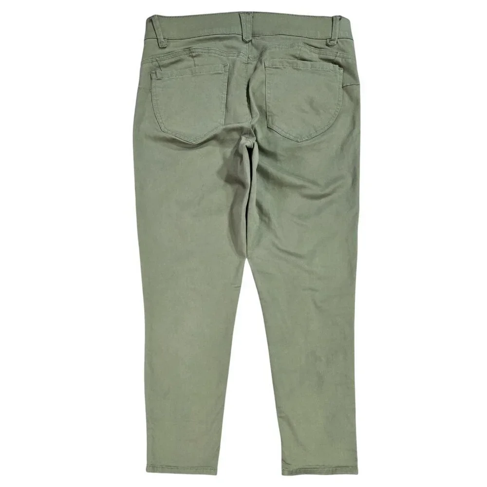 Democracy Absolution Colored Ankle Skimmer Pants Olive Green Laurel Oak Stretch